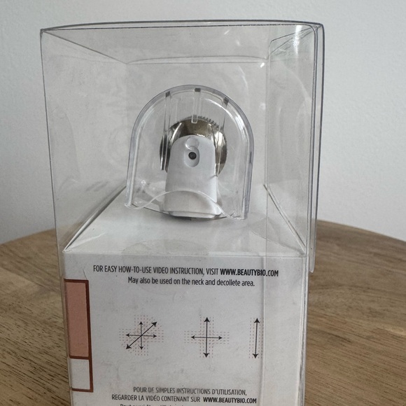 BeautyBio GloPRO Face Microtip Attachment Head - Picture 5 of 9